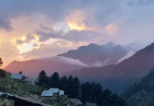 Sunset at Kheerganga Camps