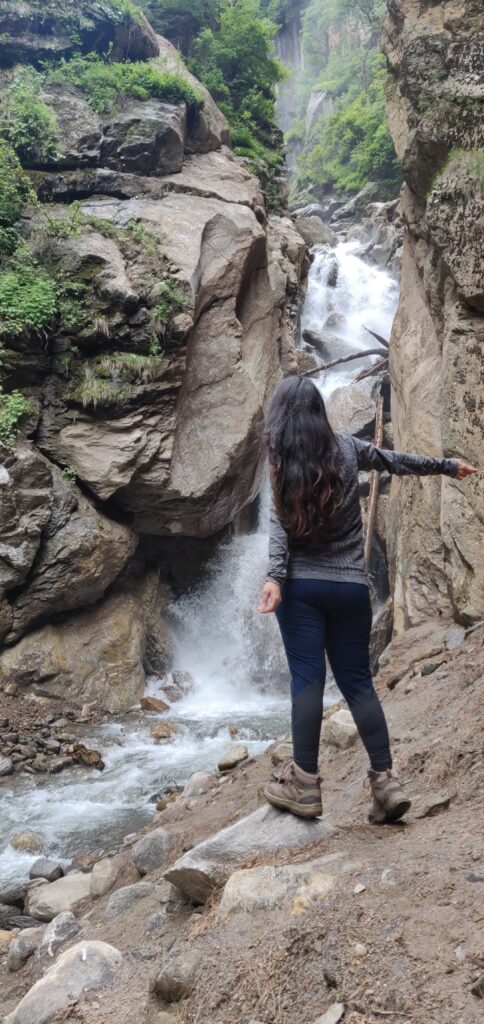 Waterfall on way to Kheerganga