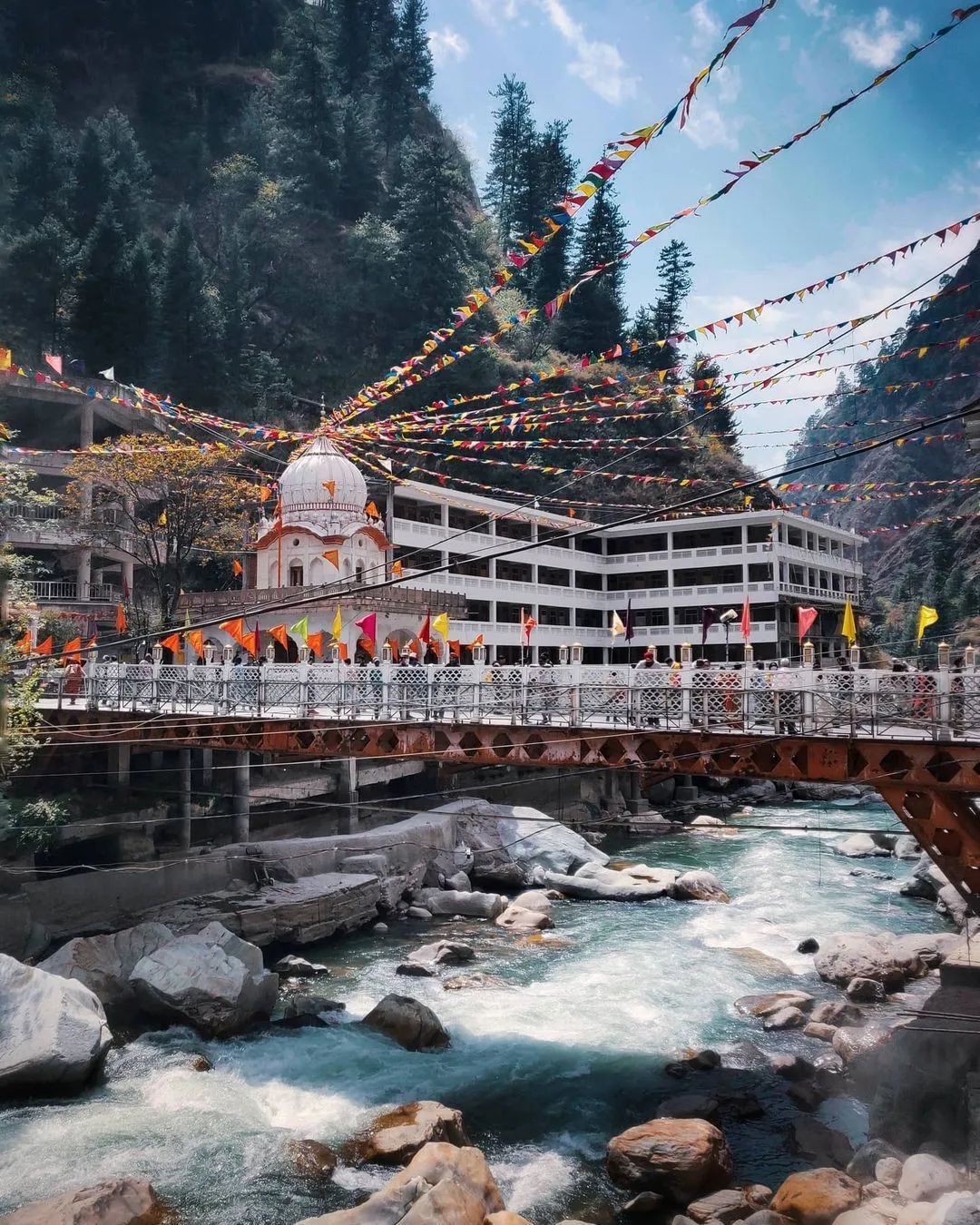 Gurudwara Shri Manikaran Sahib - Kullu District